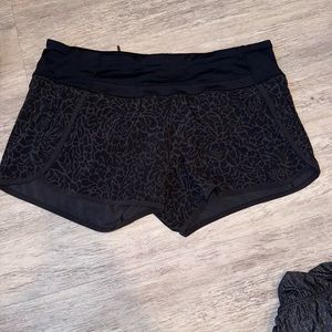 Lululemon speed up shorts 4”
